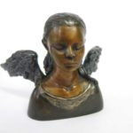 Tête d’ange fille aux yeux fermés - bronze 3x5x3